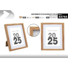 MDF相框PE15103木纹色20*25cm MDF相框PE15103木纹色20*25cm